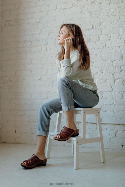 il Josef Seibel נשים קטלוניה 77 סנדלים ברנדי VJ4P480